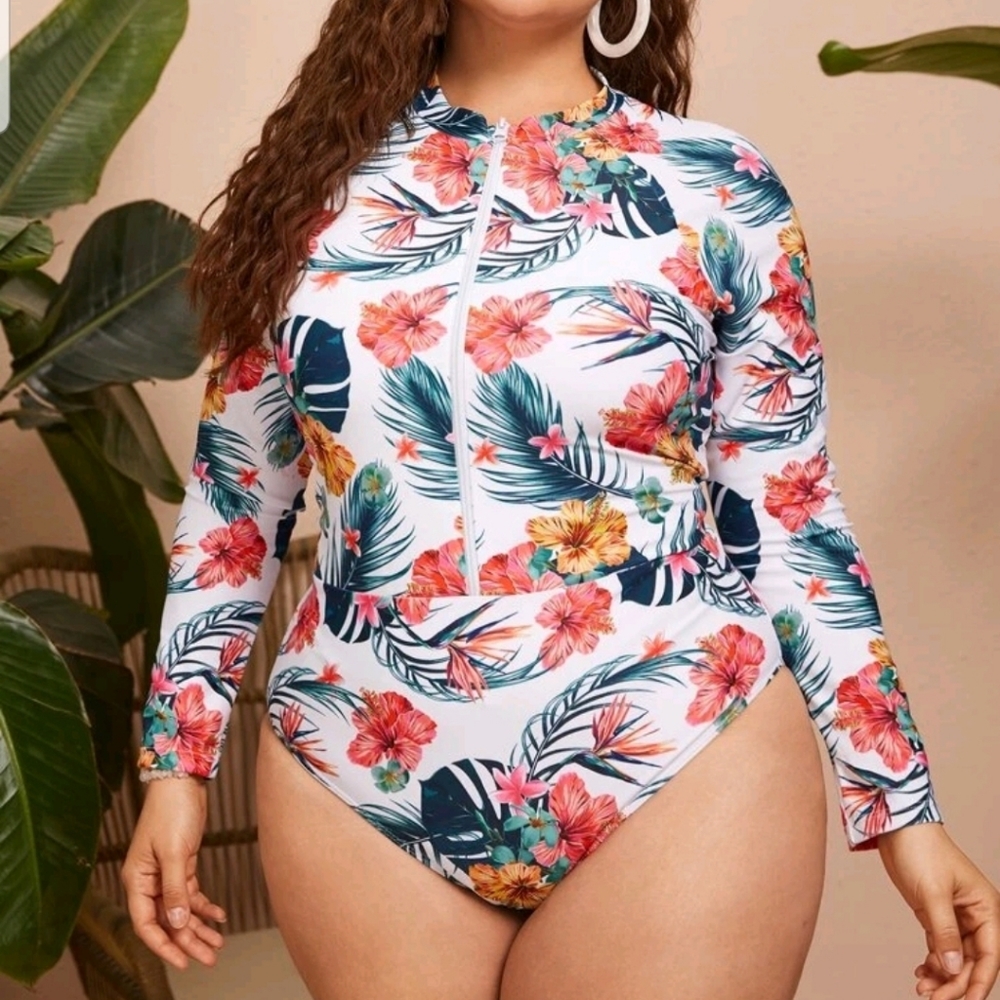 SWIMSUIT